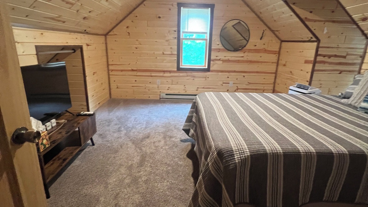 Photo of Bedroom in Backus