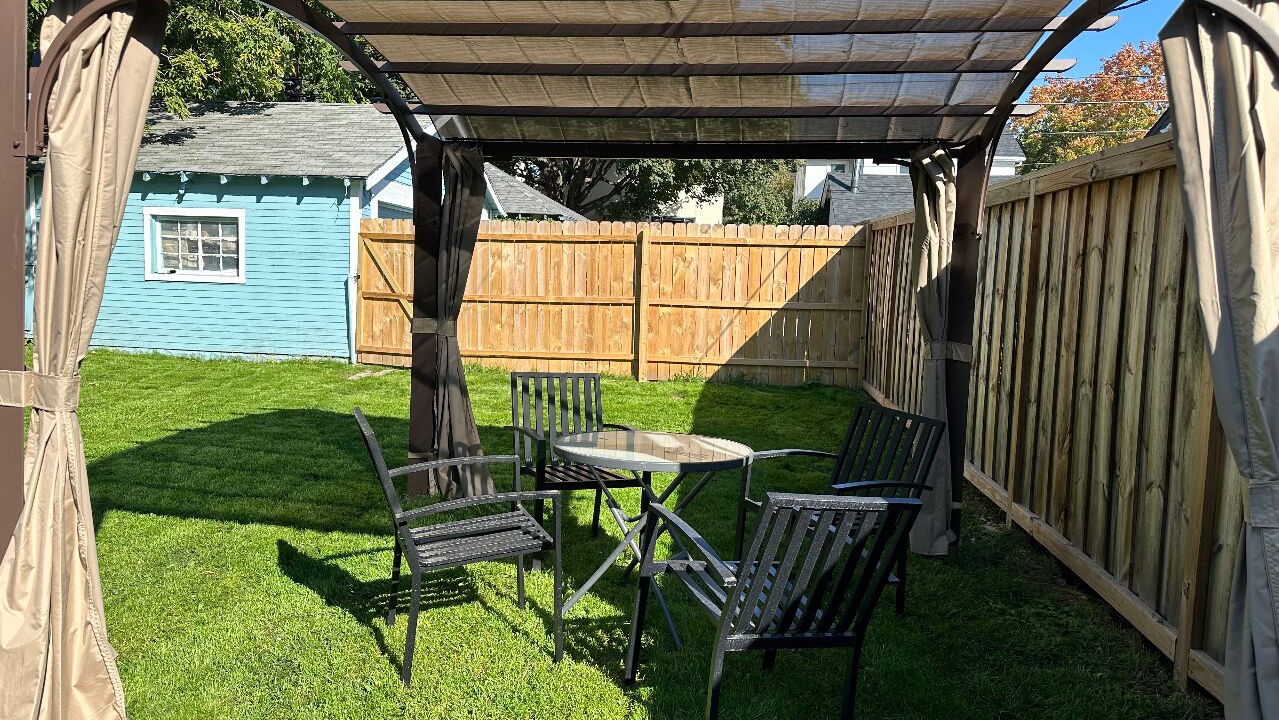 Photo of Outdoor in Macalester - Groveland