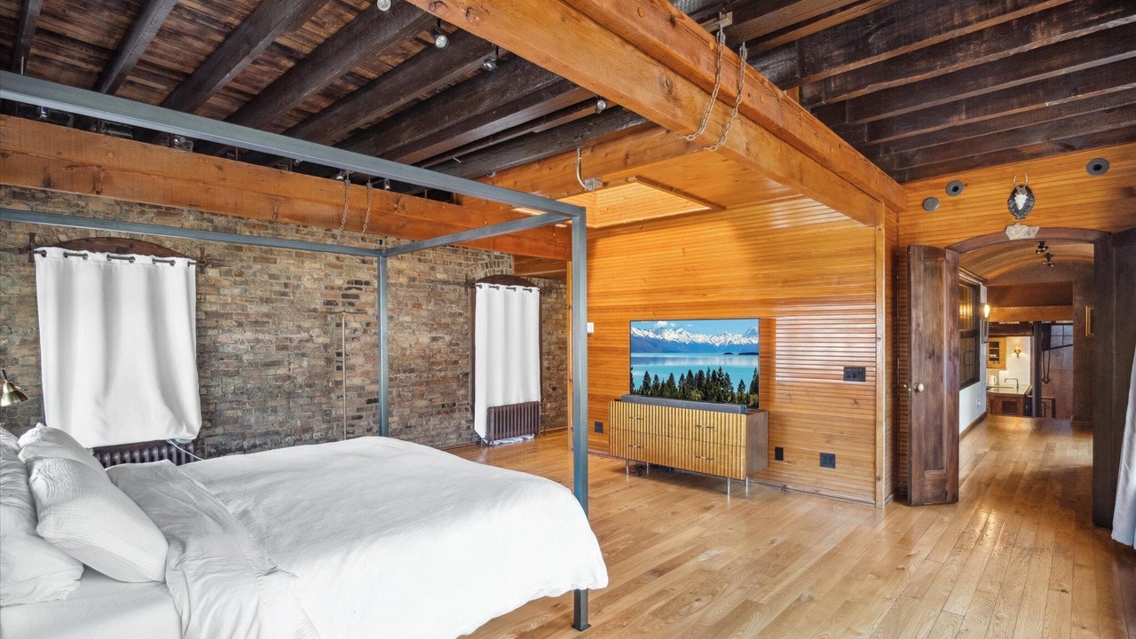 Photo of Bedroom in Downtown East