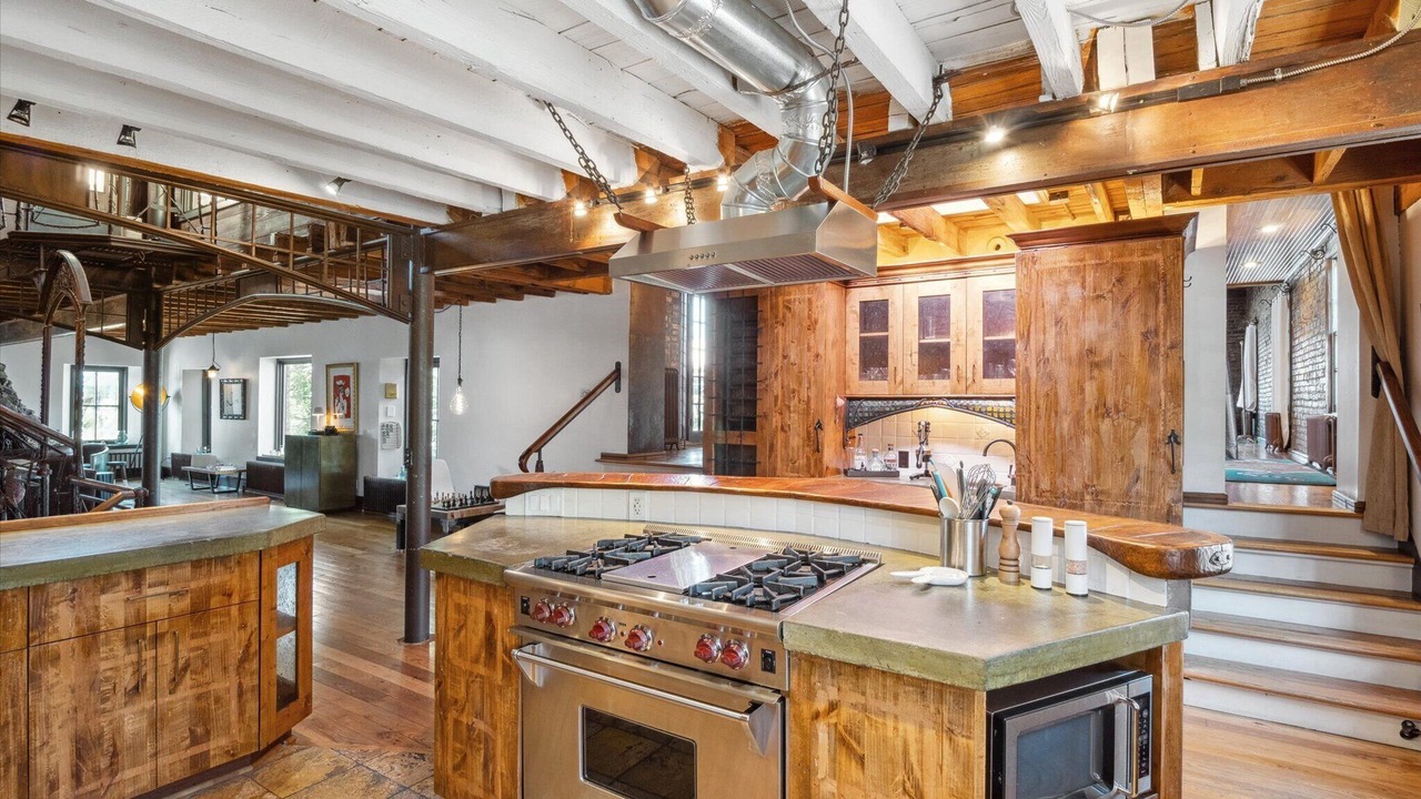 Photo of Kitchen in Downtown East