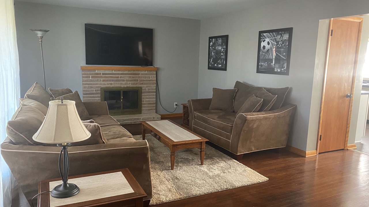 Photo of Livingroom in Canton