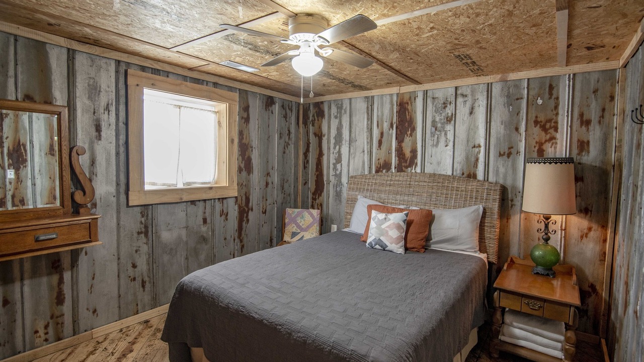Photo of Bedroom in Tracy City