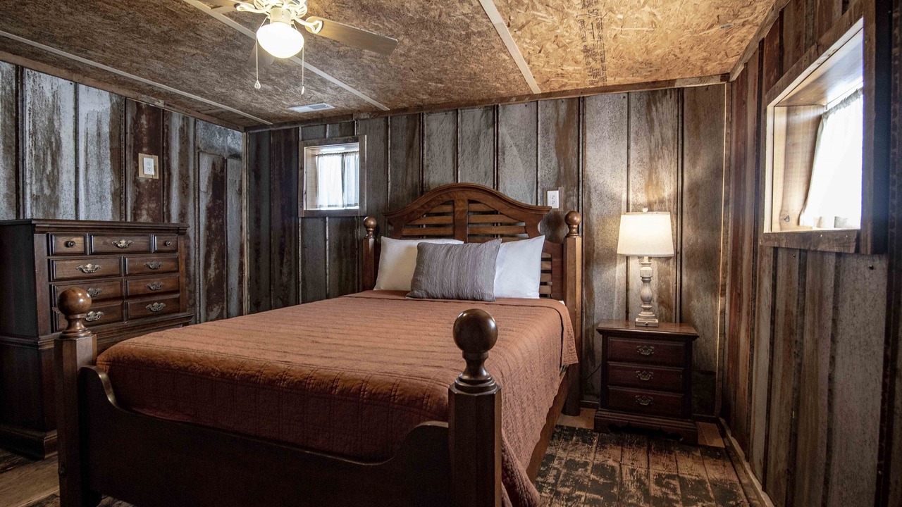 Photo of Bedroom in Tracy City
