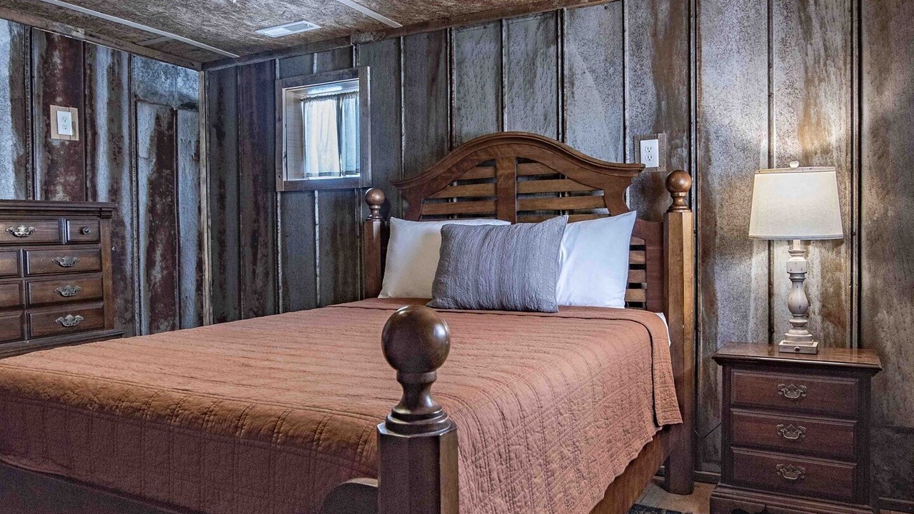 Photo of Bedroom in Tracy City
