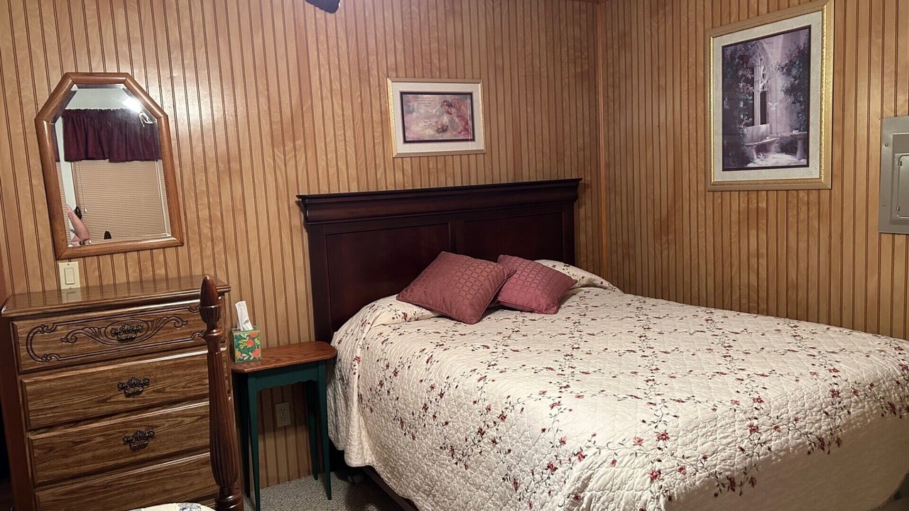 Photo of Bedroom in Henderson