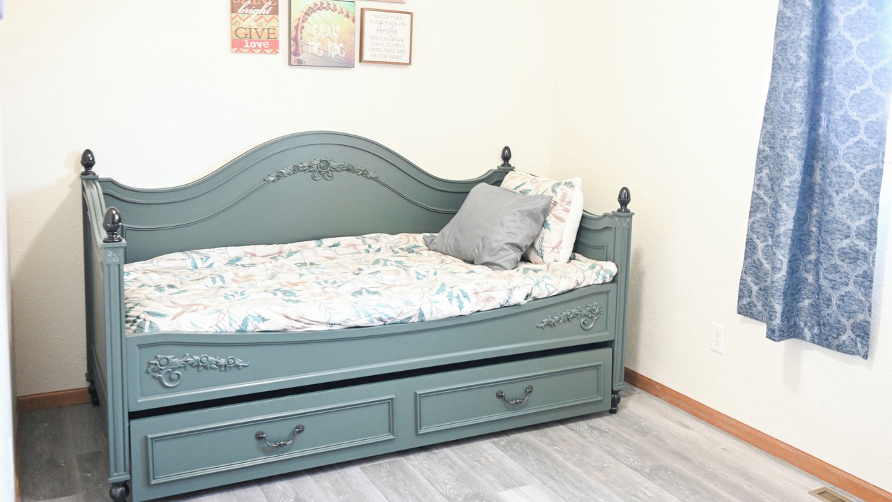 Photo of Bedroom in Loyal