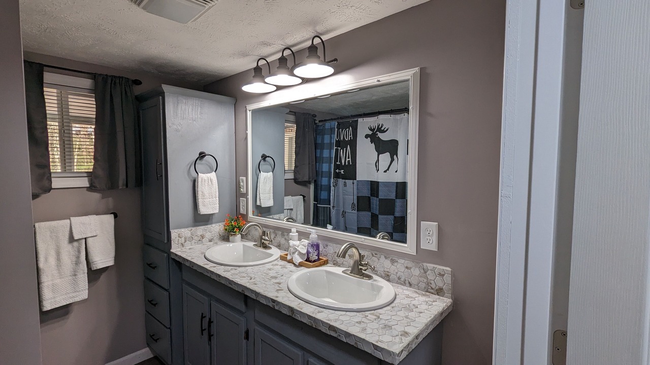 Photo of Bathroom in Rawl