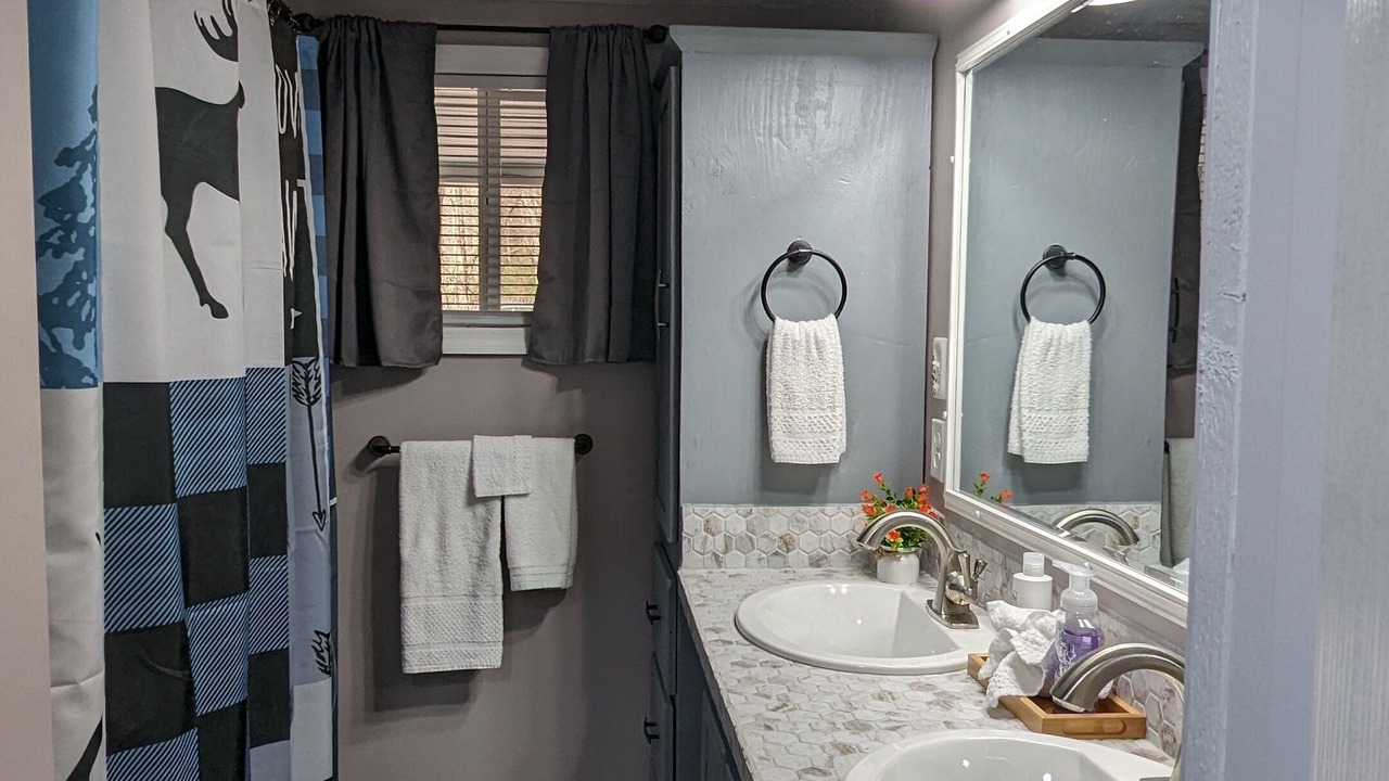 Photo of Bathroom in Rawl