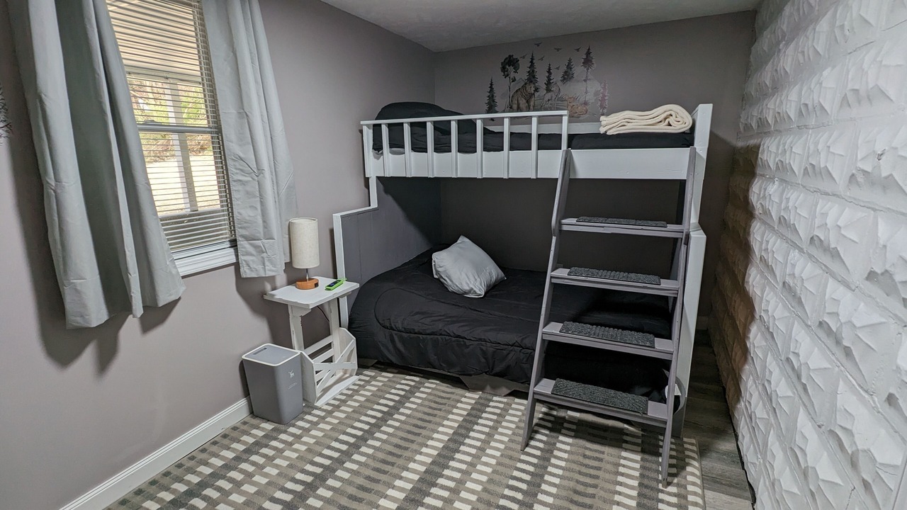 Photo of Bedroom in Rawl