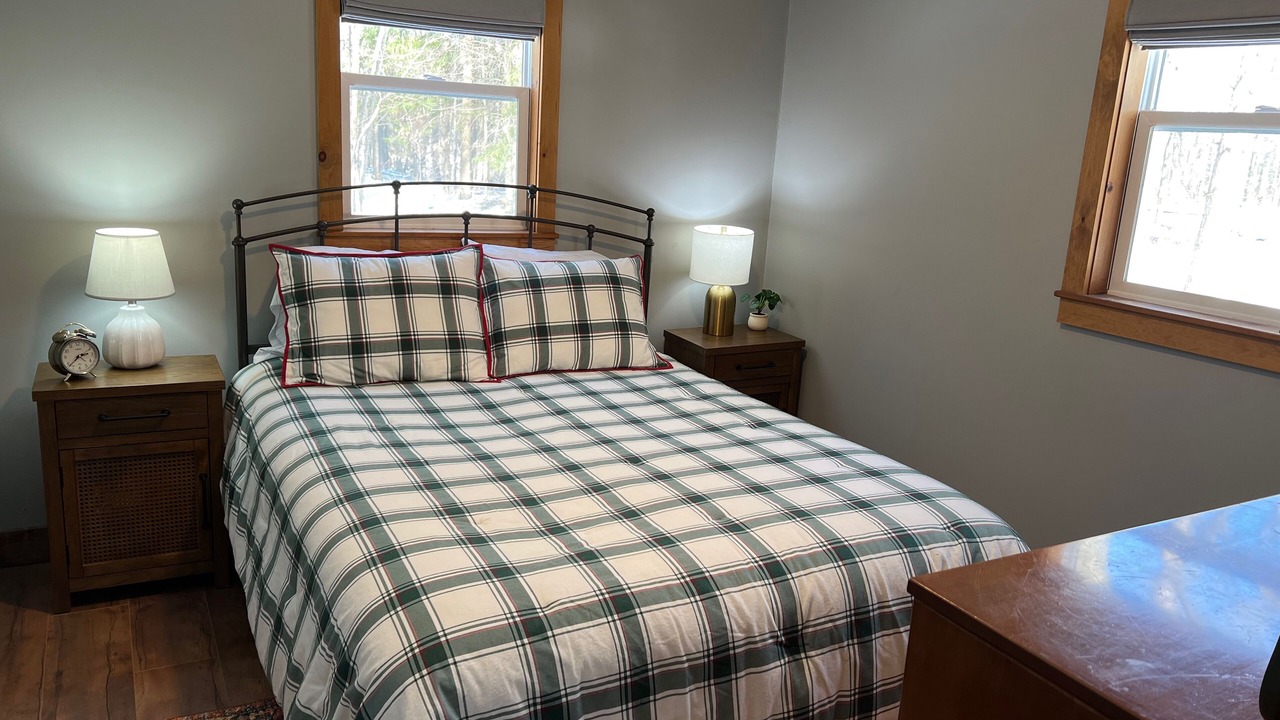Photo of Bedroom in Alburg