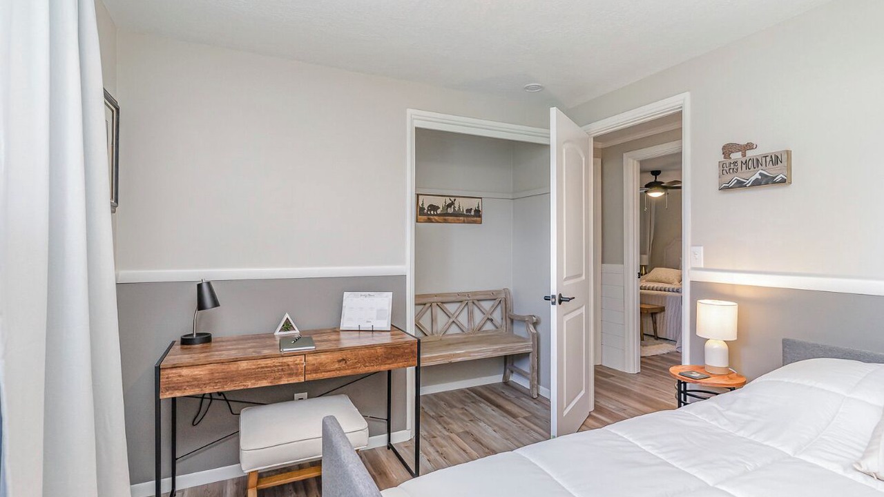 Photo of Bedroom in Clare
