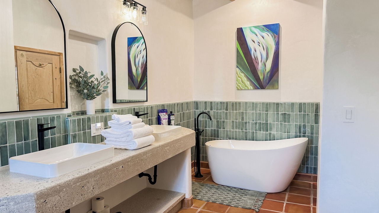 Photo of Bathroom in Arroyo Seco