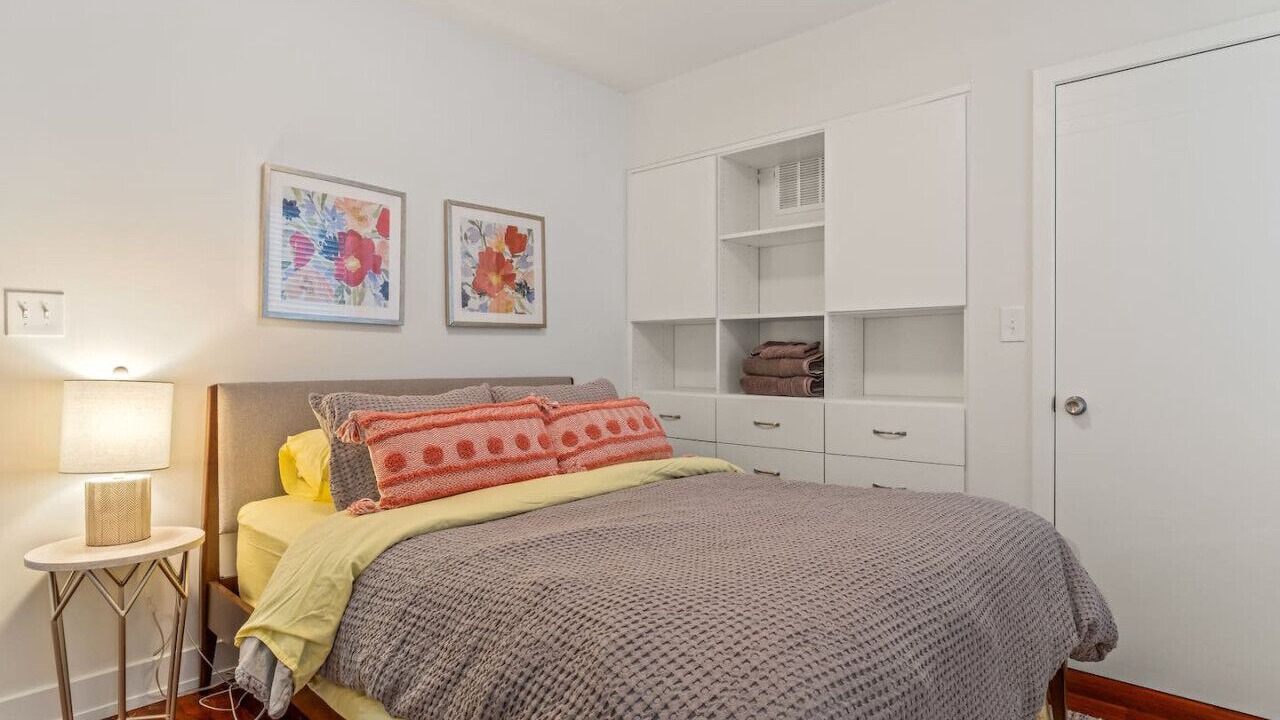 Photo of Bedroom in Queen Village
