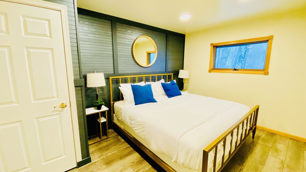 Photo of Bedroom in Bayfield