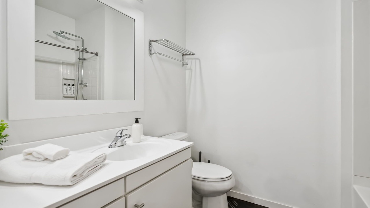 Photo of Bathroom in Mill District