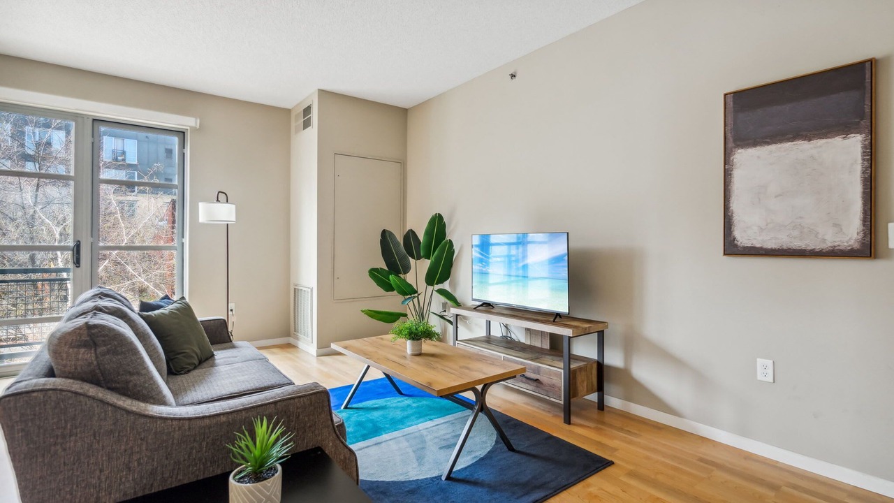 Photo of Livingroom in Mill District