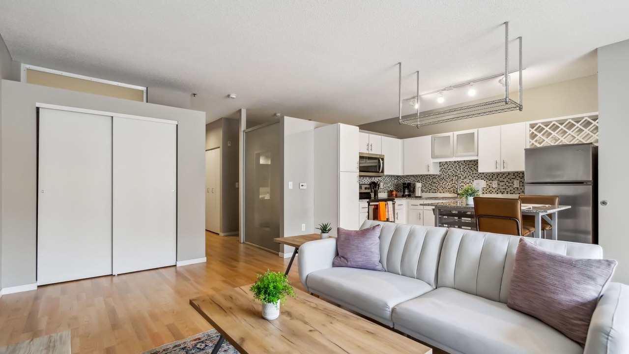 Photo of Livingroom in Mill District