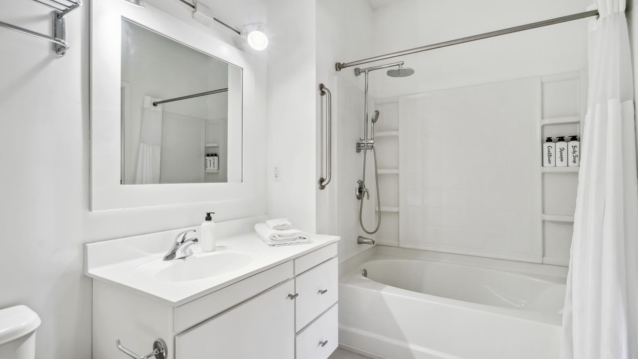 Photo of Bathroom in Mill District