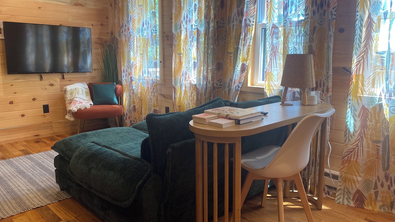 Photo of Livingroom in Amery