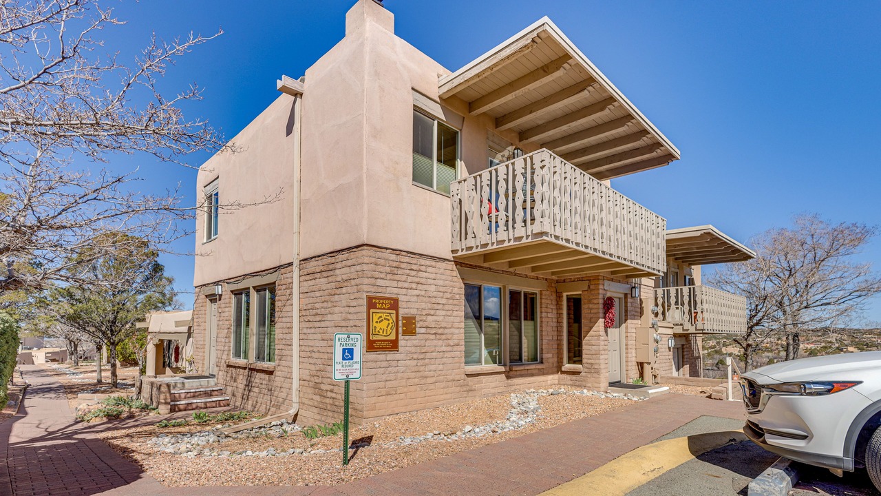 Photo of Others in Northeast Santa Fe