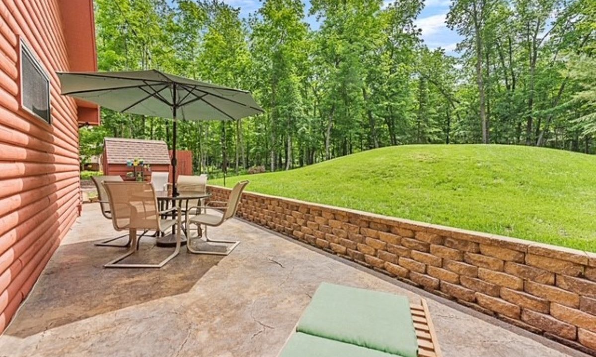 Photo of Outdoor in Crosby