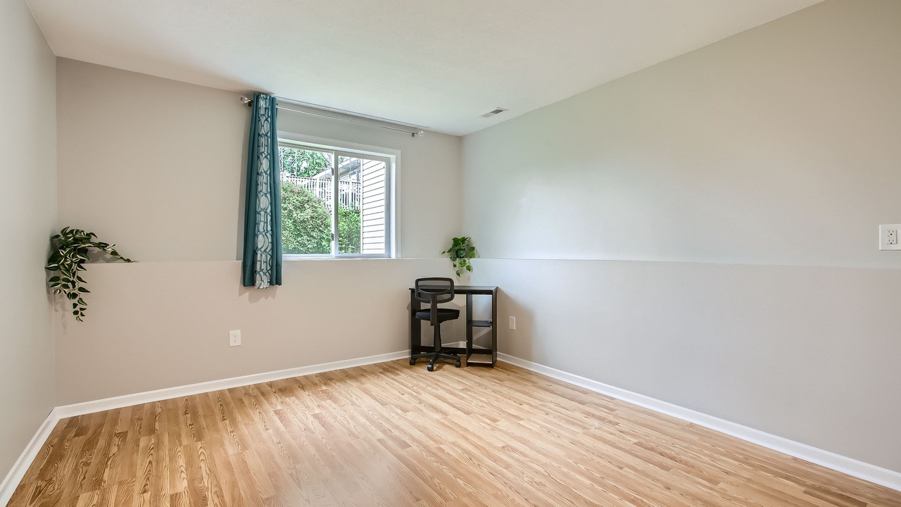 Photo of Bedroom in Ramsey