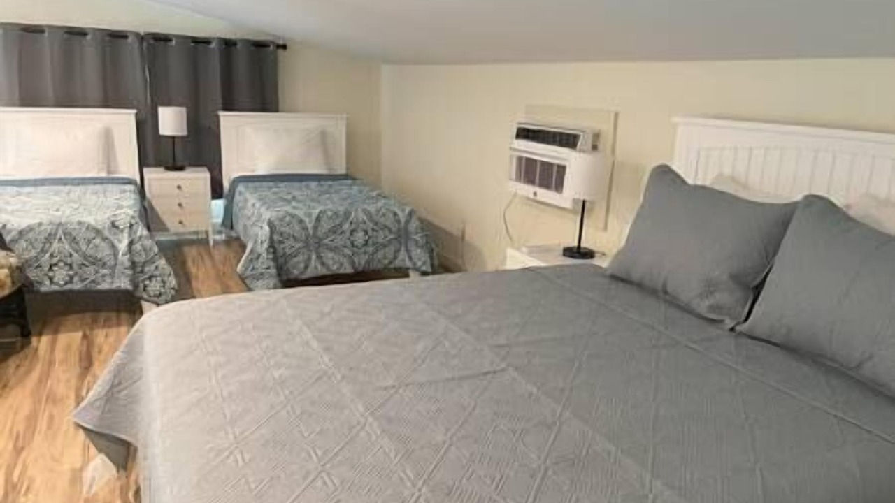 Photo of Bedroom in Alburg