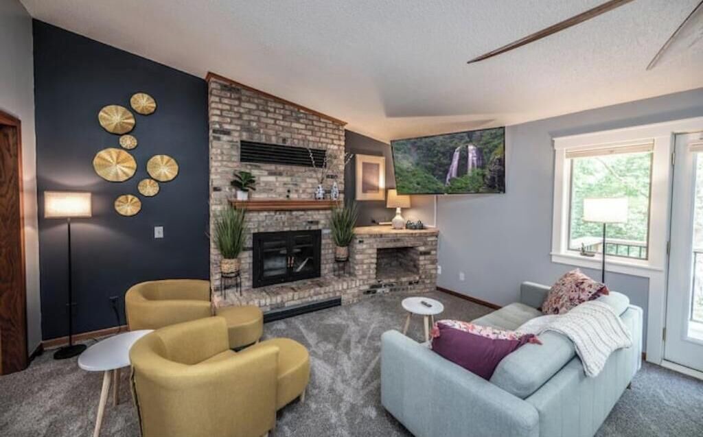 Photo of Livingroom in Minnetonka