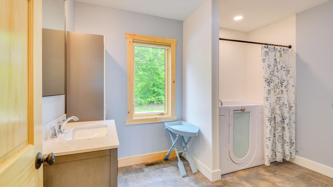 Photo of Bathroom in Wellesley Island