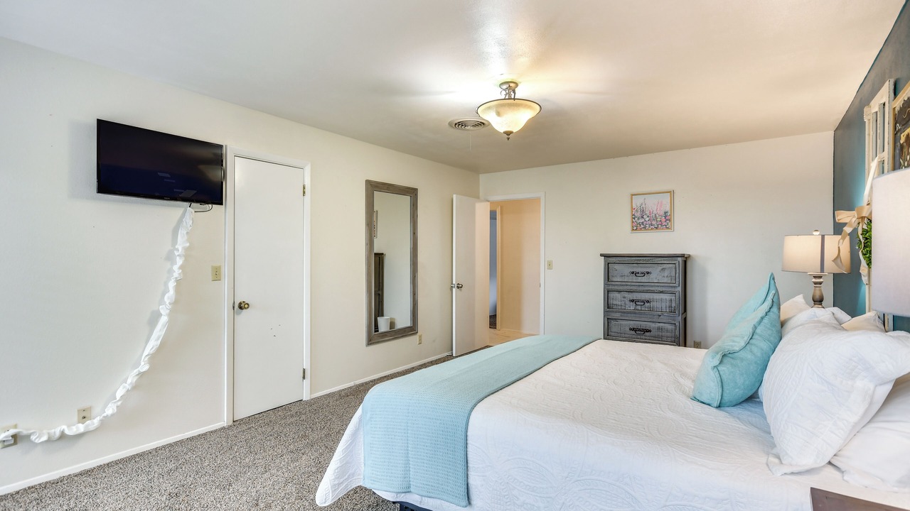 Photo of Bedroom in Dalhart