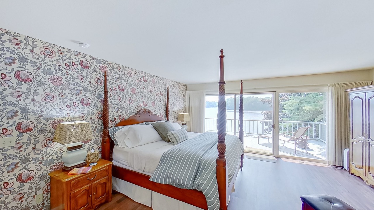 Photo of Bedroom in Paw Paw