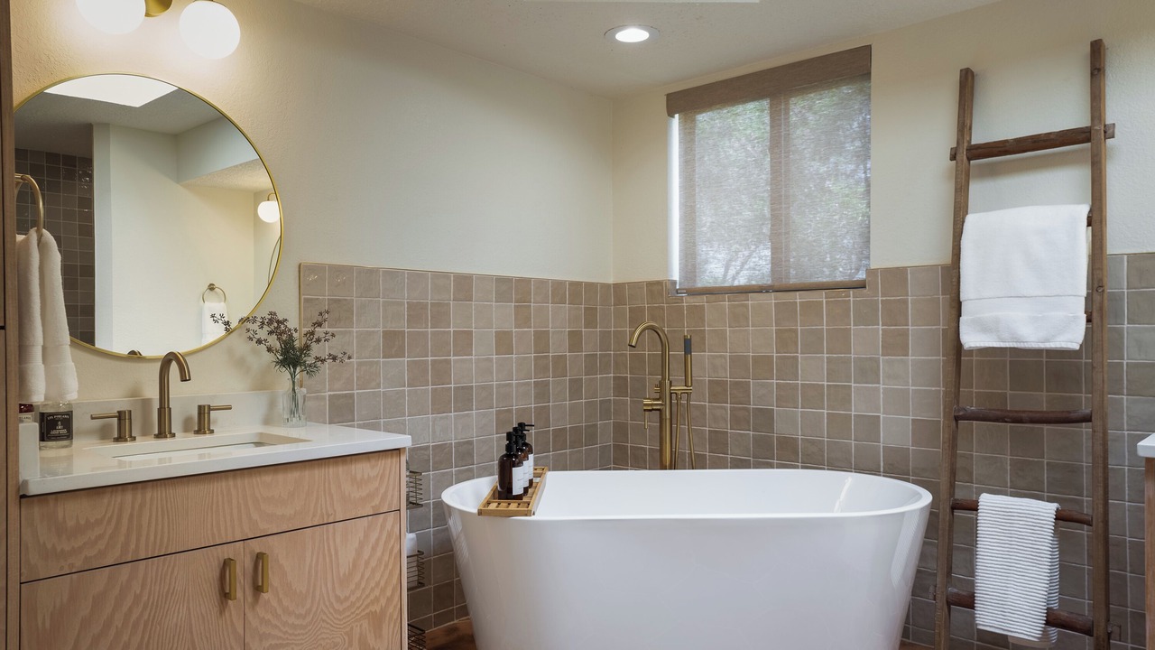 Photo of Bathroom in Sandia Heights South