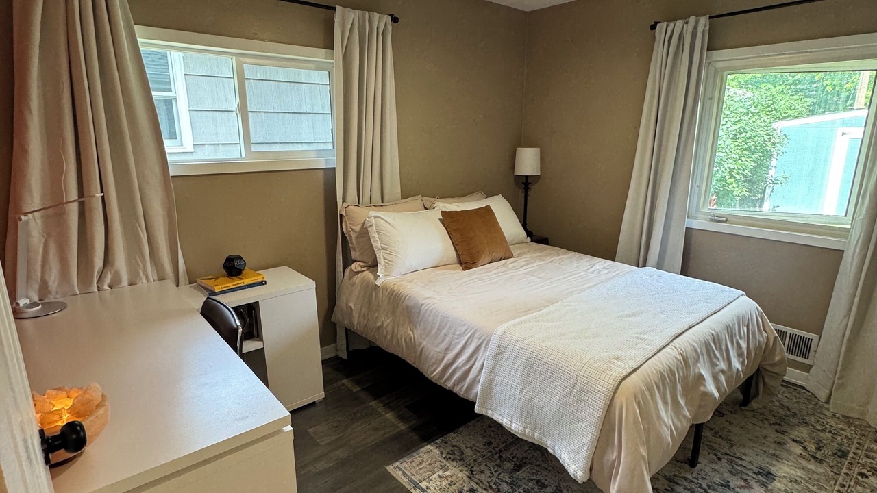 Photo of Bedroom in Harrison