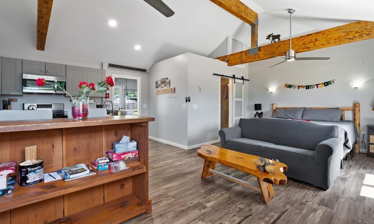 Photo of Livingroom in Twin Mountain