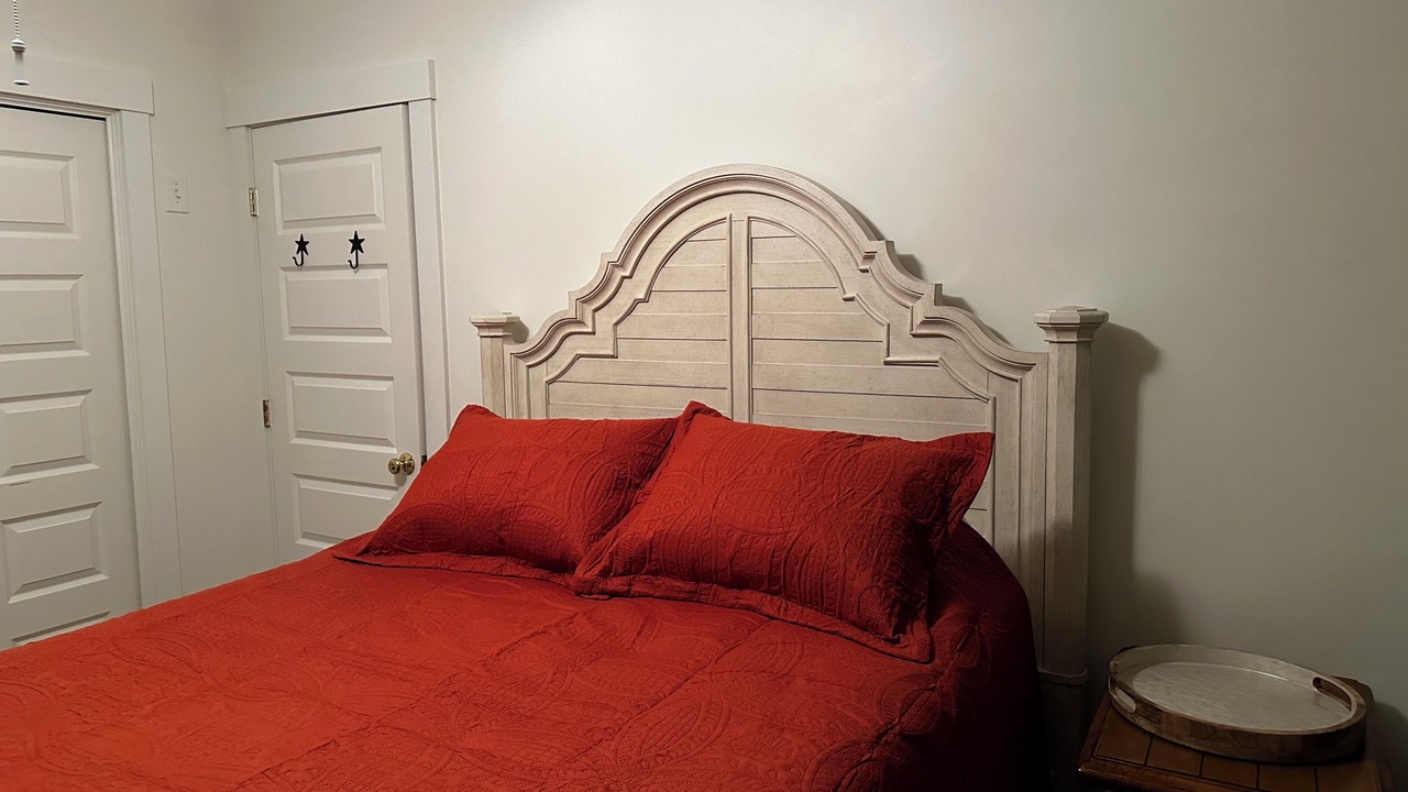 Photo of Bedroom in Summer Village