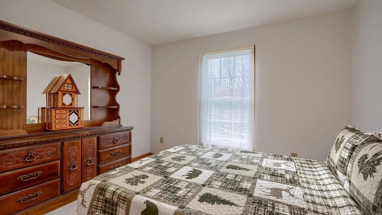 Photo of Bedroom in South Bloomingville