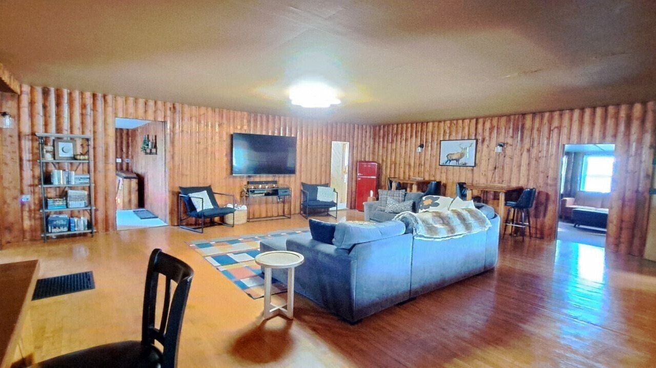 Photo of Livingroom in Spooner