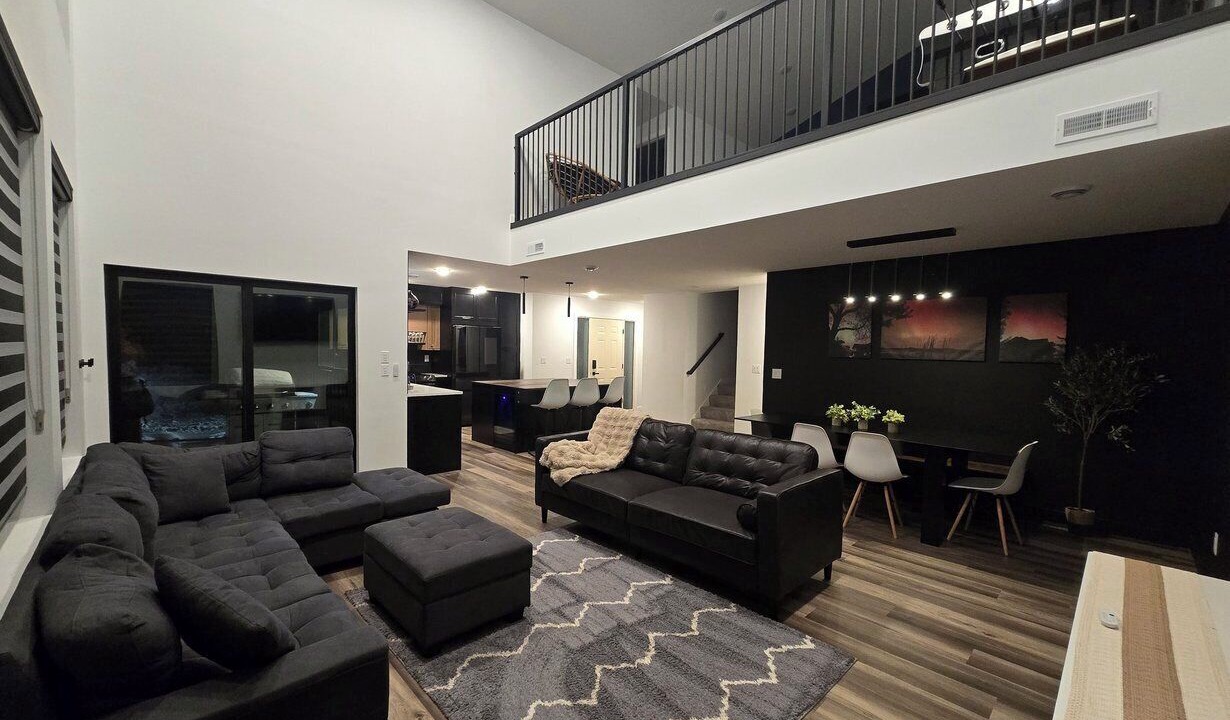 Photo of Livingroom in Rush City