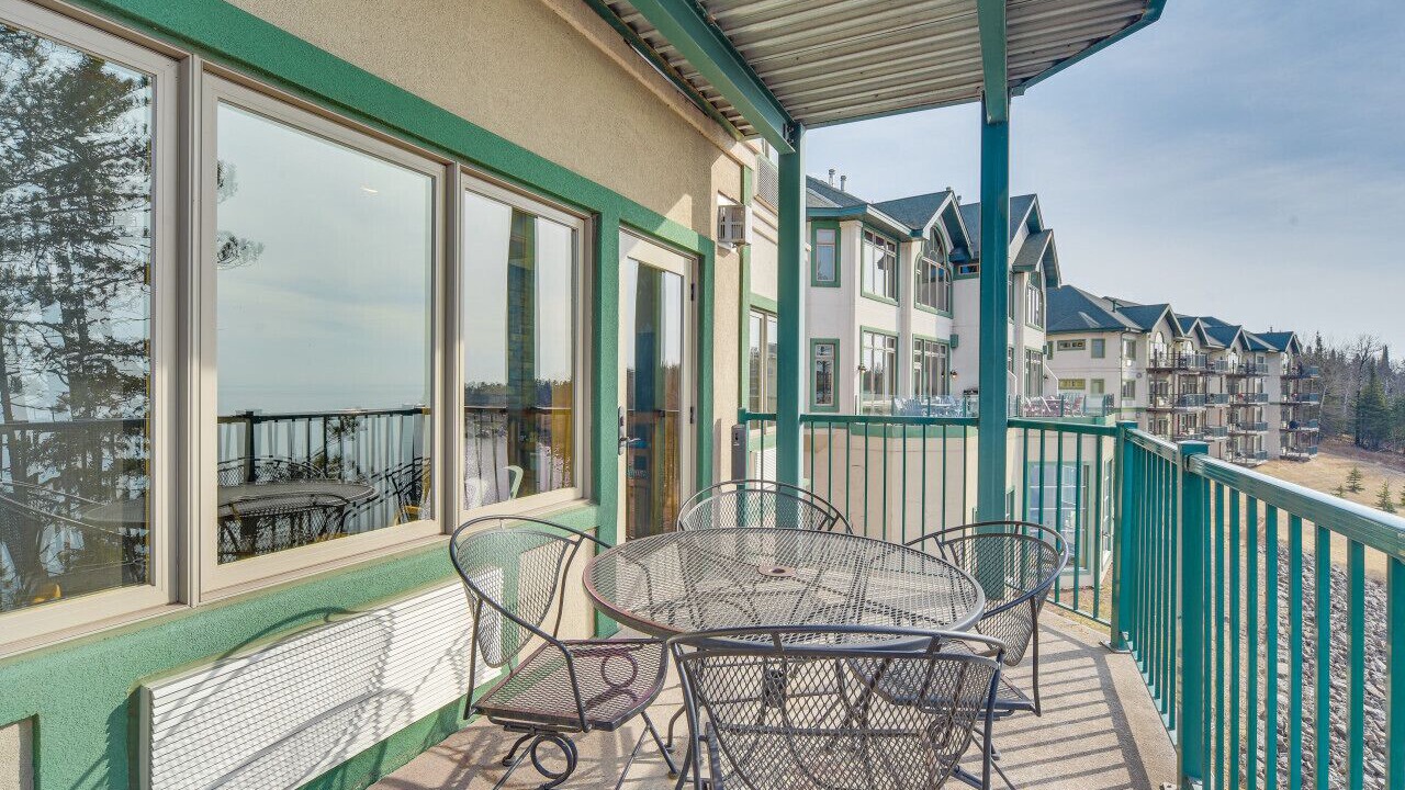 Photo of Patio Balcony in Two Harbors