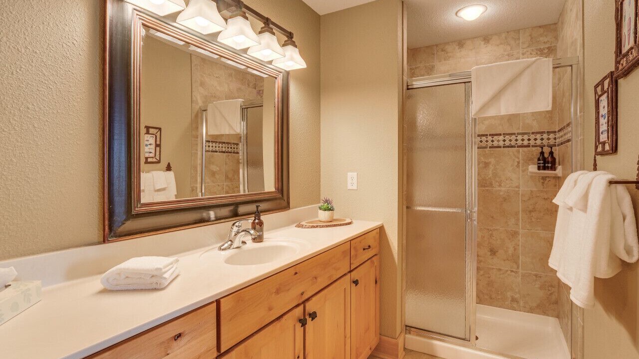 Photo of Bathroom in Two Harbors