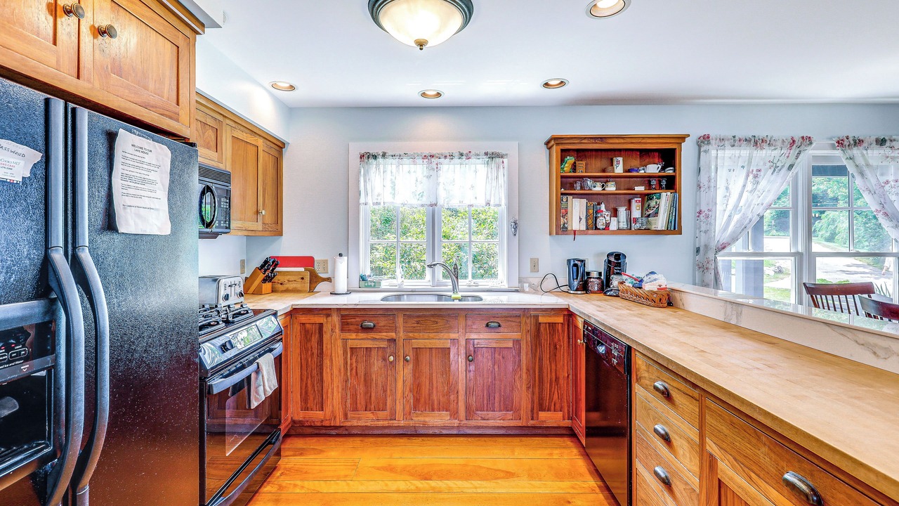 Photo of Kitchen in New London