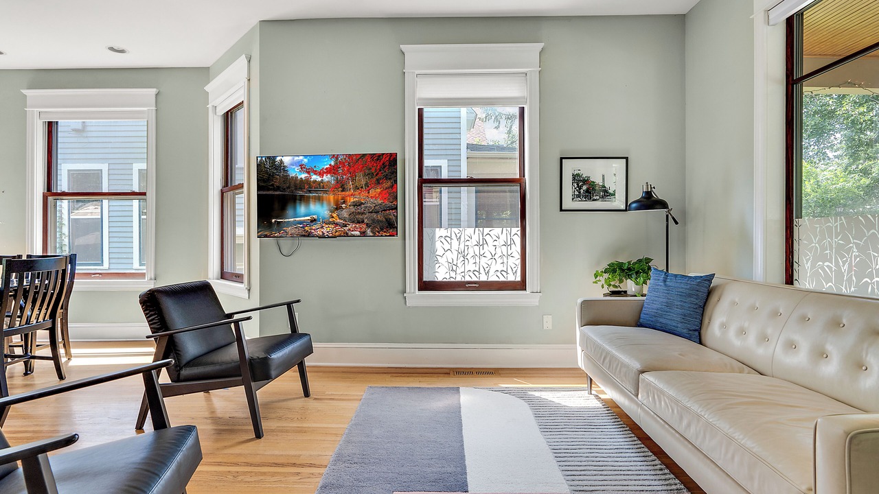 Photo of Livingroom in Uptown