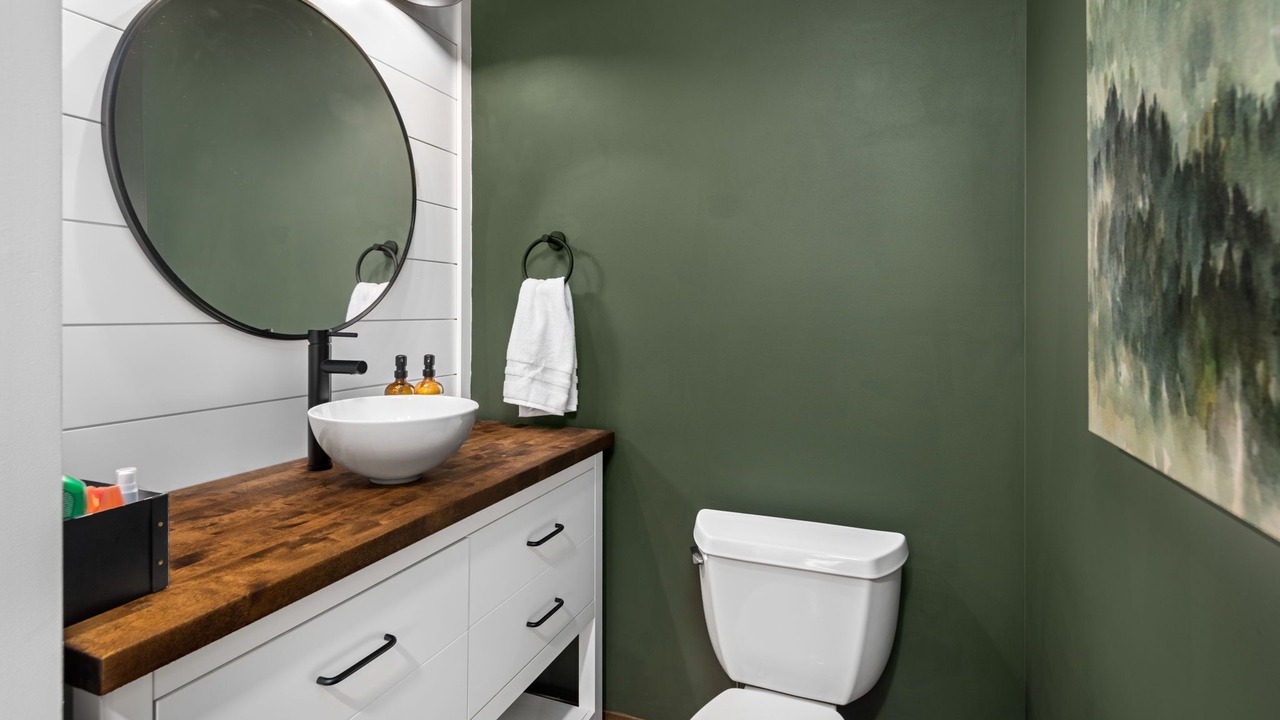 Photo of Bathroom in Hinckley