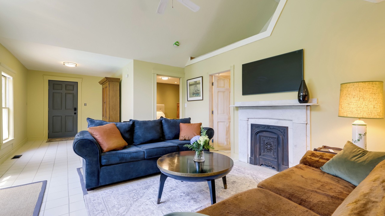 Photo of Livingroom in Worcester