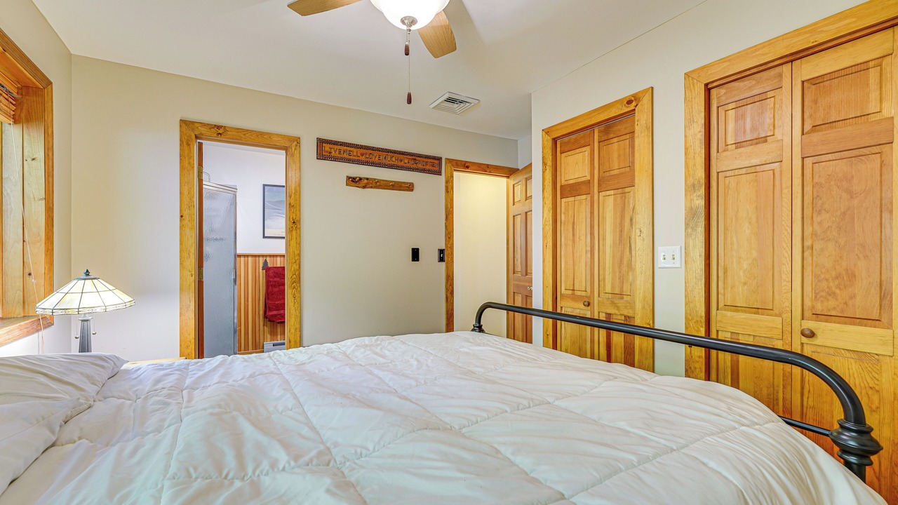 Photo of Bedroom in Putnam Station