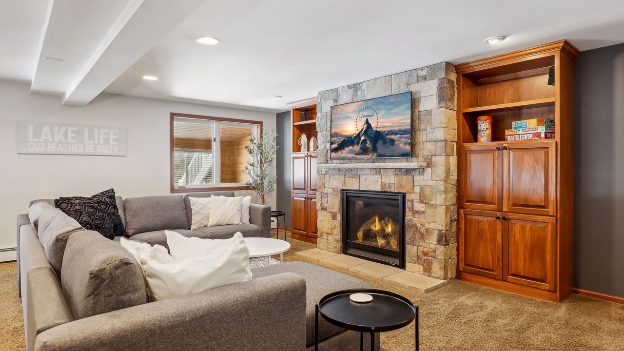 Photo of Livingroom in Ramsey County