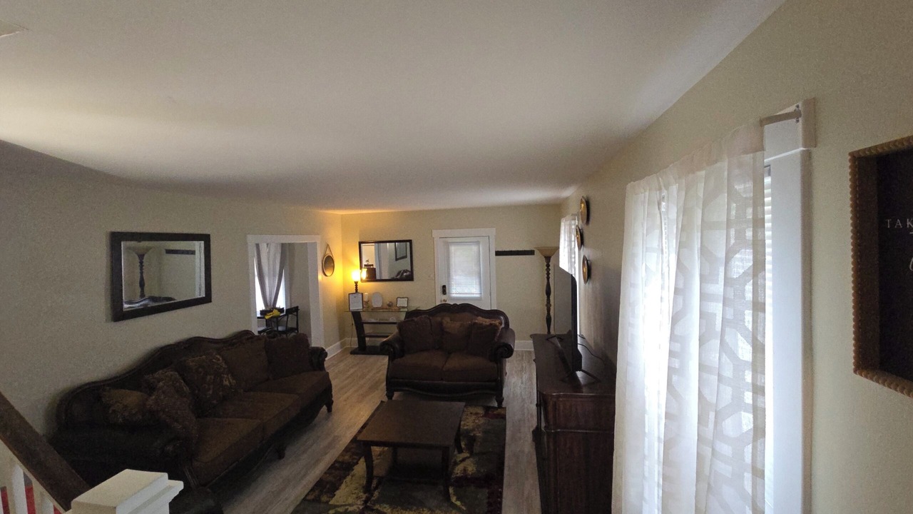 Photo of Livingroom in Charlton Heights