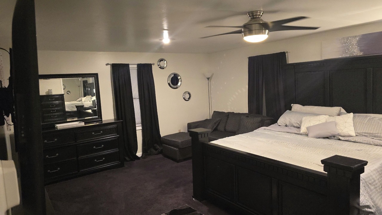 Photo of Bedroom in Charlton Heights