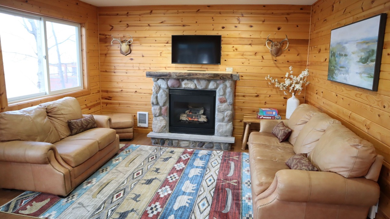 Photo of Livingroom in St Croix Falls