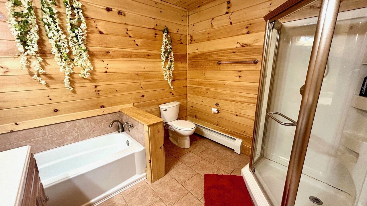 Photo of Bathroom in Jay